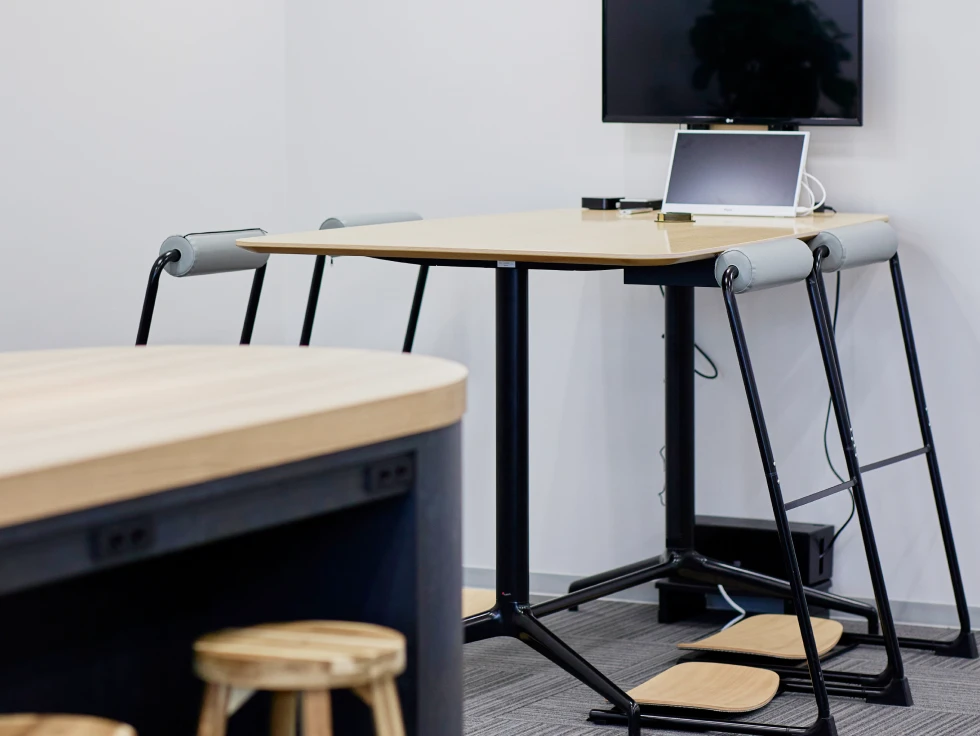 クエイル社内風景 - 会議室O