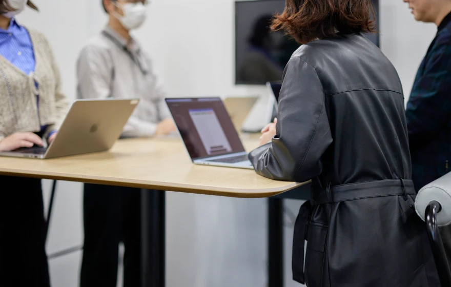 スタンディングスペース